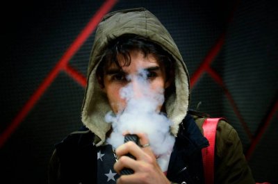 Vapen krijgt nu dezelfde kankerwaarschuwing als roken